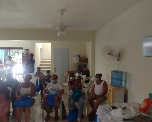 Realizamos este proyecto en respuesta a una necesidad comunitaria en la cual los adultos mayores no tienen un sustento digno.