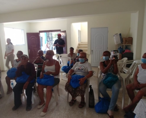 Realizamos este proyecto en respuesta a una necesidad comunitaria en la cual los adultos mayores no tienen un sustento digno.